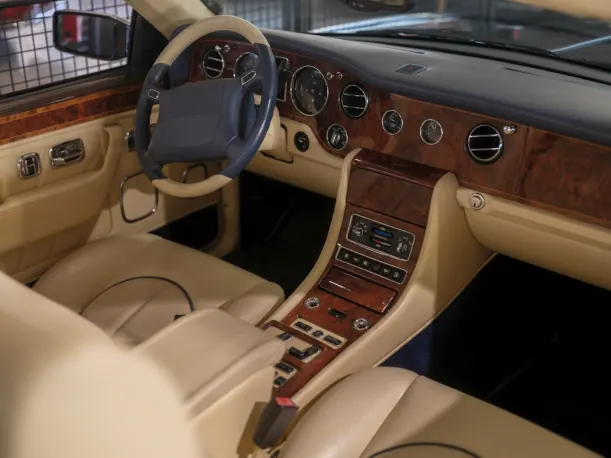 카지노 럭키 스타 안드로이드/iOS 앱